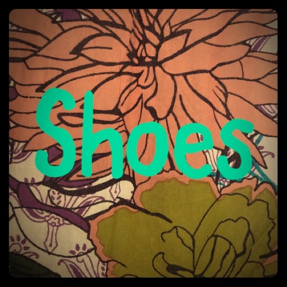 Shoes - Picture 1 of 1